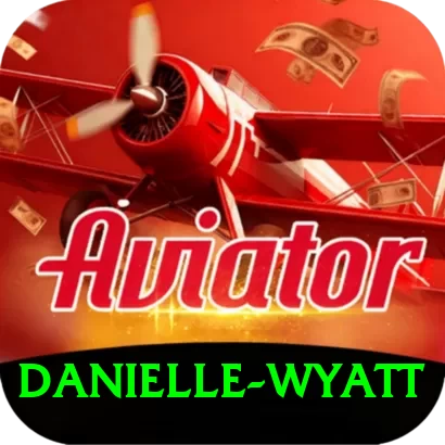 danielle wyatt - Gaming Plus - 2